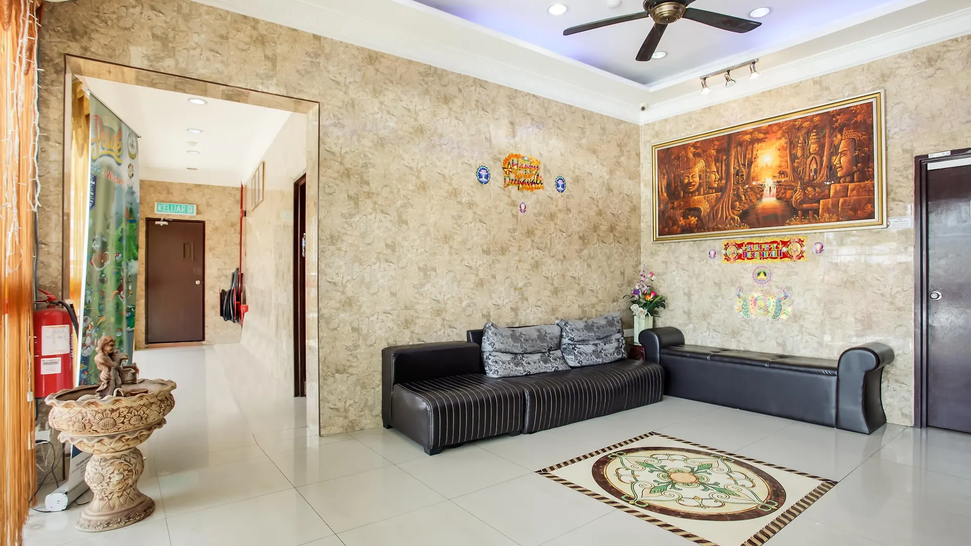 **  My Town Hotel ايبوه ماليزيا